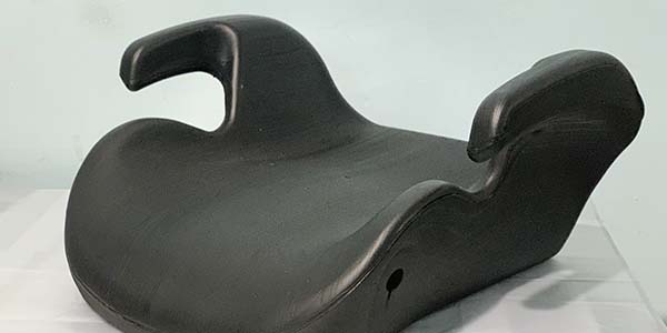 Booster plástico para silla de seguridad